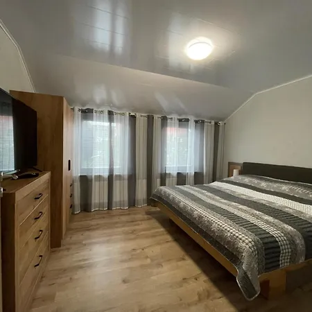Apartment Nina